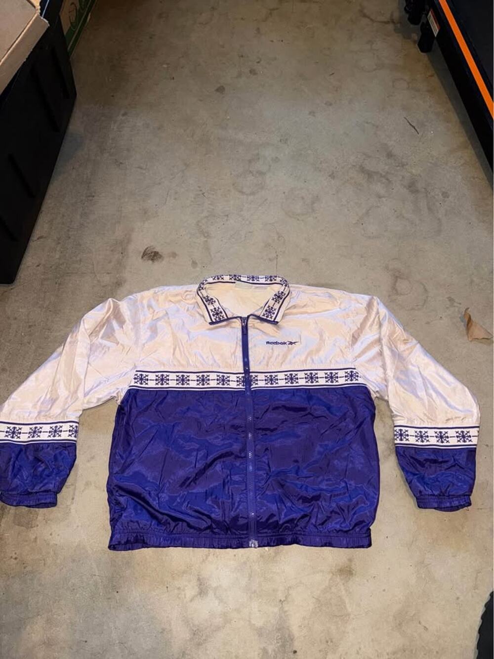 Vintage Reebok 90s Purple White Zip Snowflakes Windbreaker Jacket Size S VTG